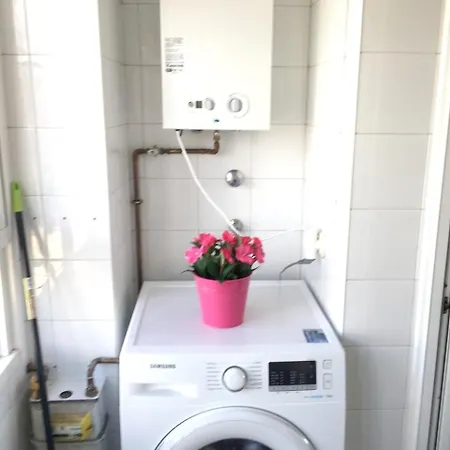 Av. De Velazquez Apartment